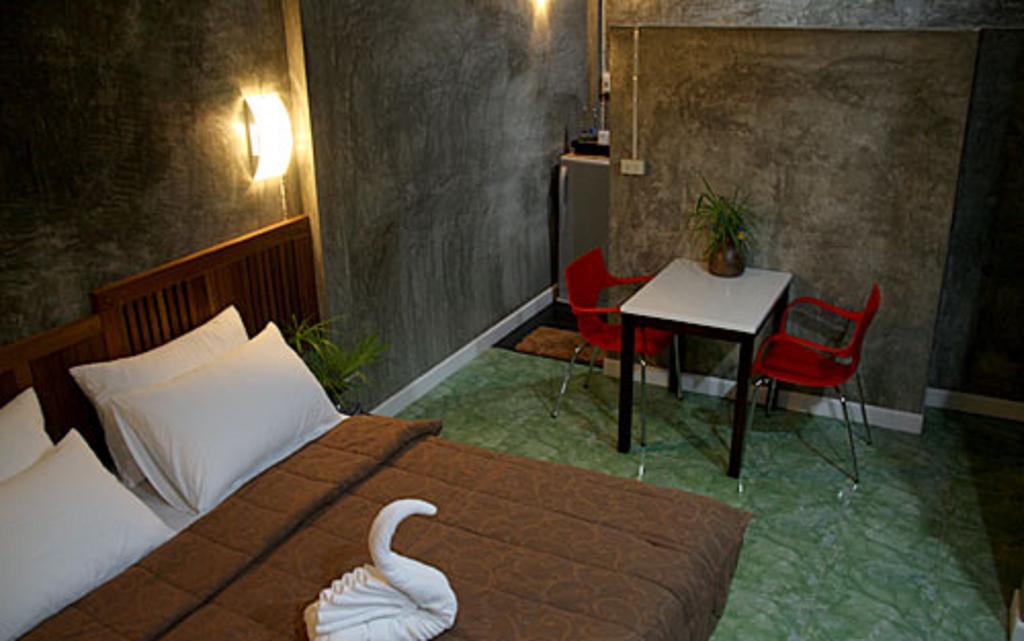 Zan Pla Nade Guesthouse Чианг Рай Екстериор снимка