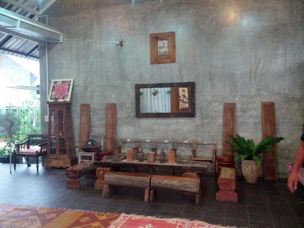 Zan Pla Nade Guesthouse Чианг Рай Екстериор снимка
